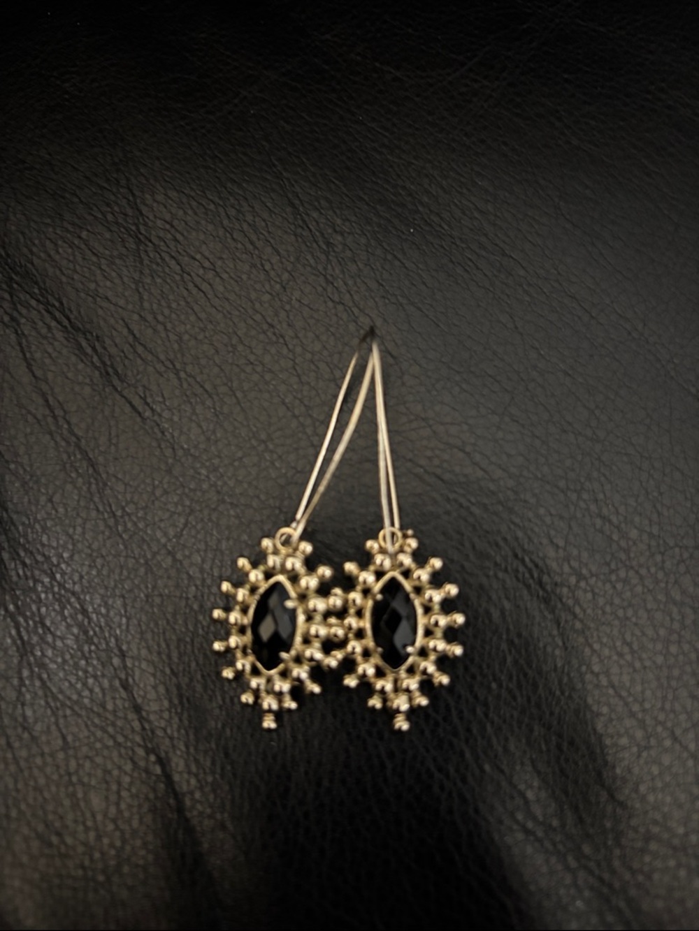 Kendra Scott Faceted Onyx Starburst Gold-Plated Brass Drop Earrings - Picture 2 of 4